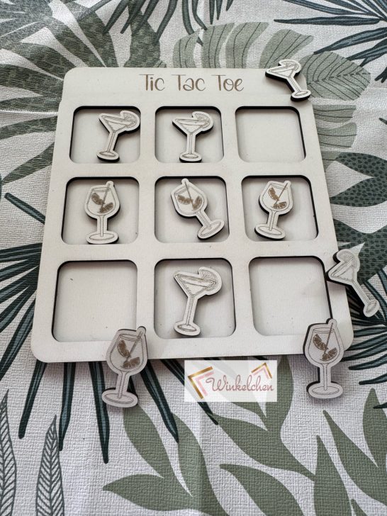 Tic Tac Toe mit Cocktails